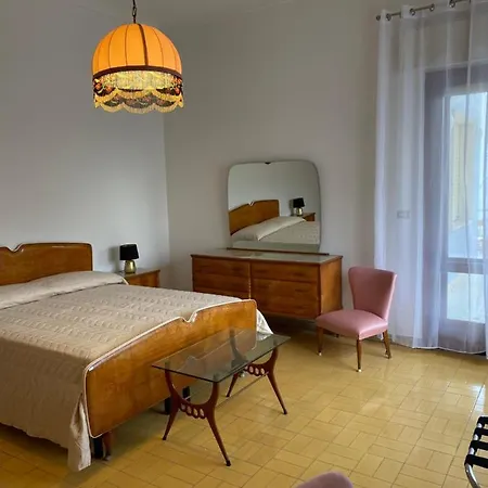 Letizia Apartment *